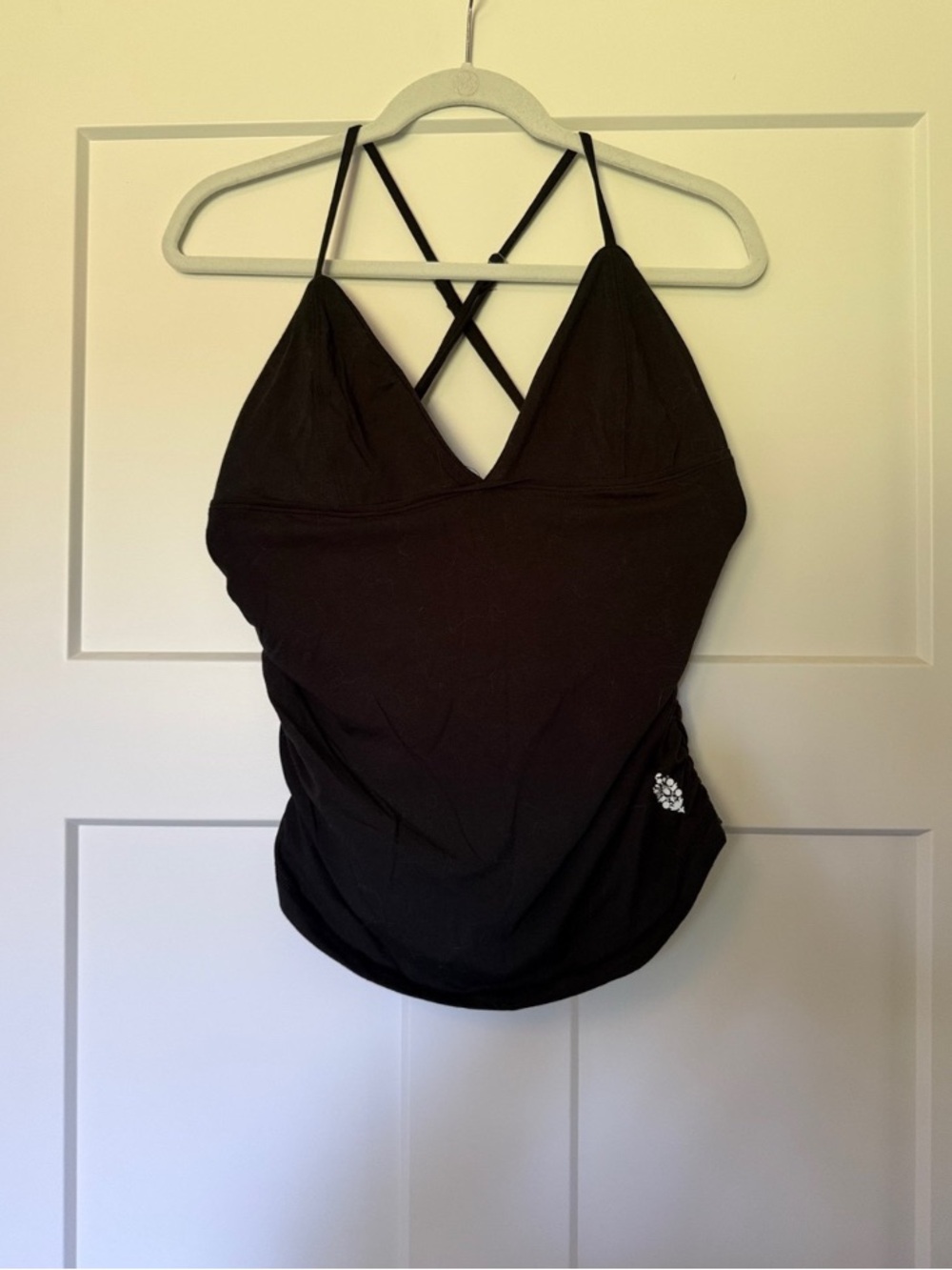 Black Cross-Back Women's Camisole Tank Top